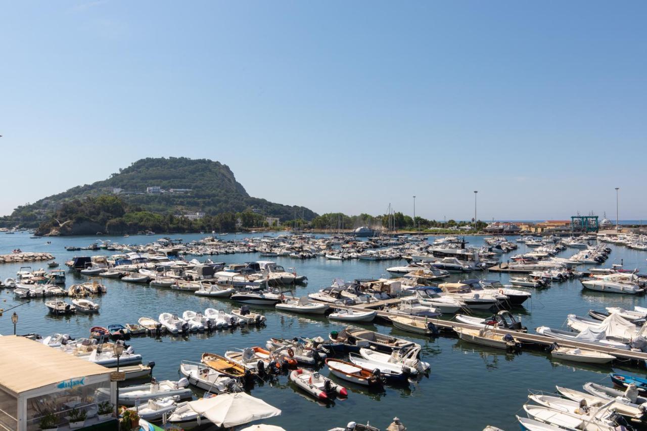 Hotel Baia Flegrea Meublè Bacoli Esterno foto