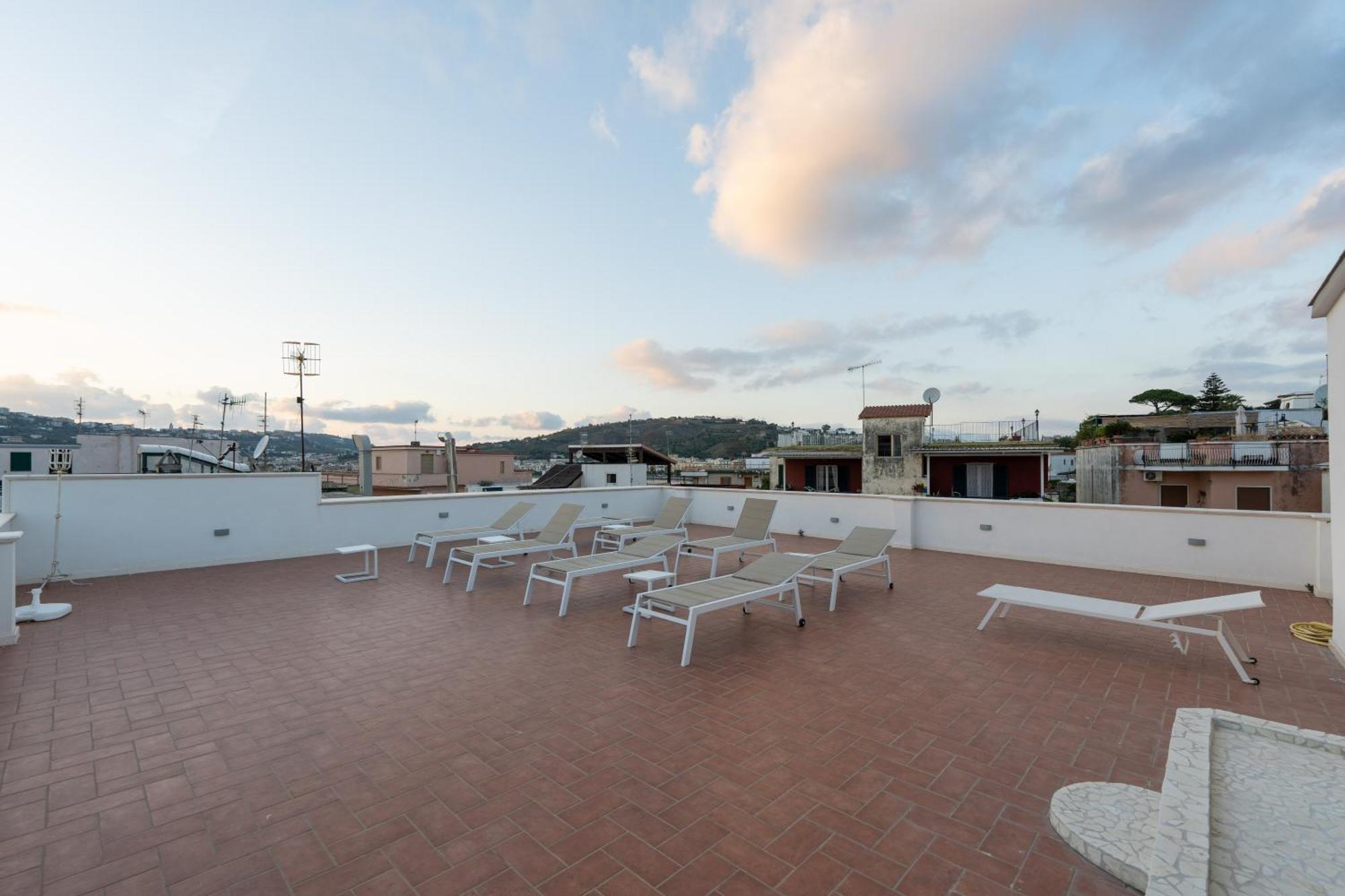 Hotel Baia Flegrea Meublè Bacoli Esterno foto